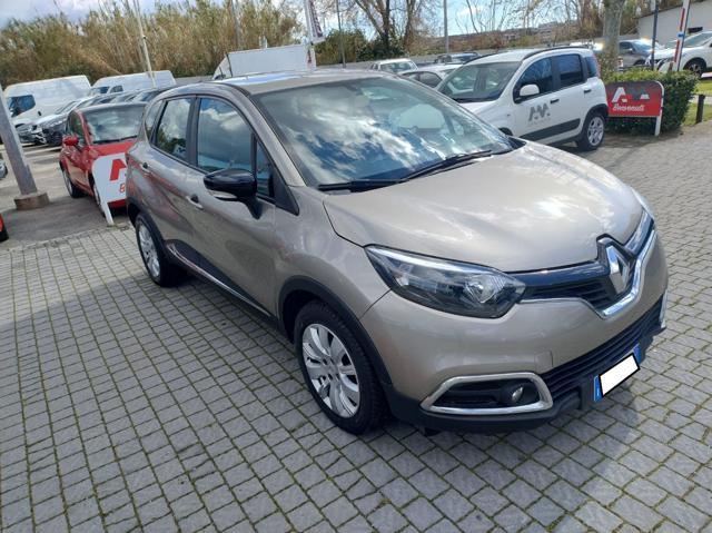 RENAULT Captur Argento metallizzato