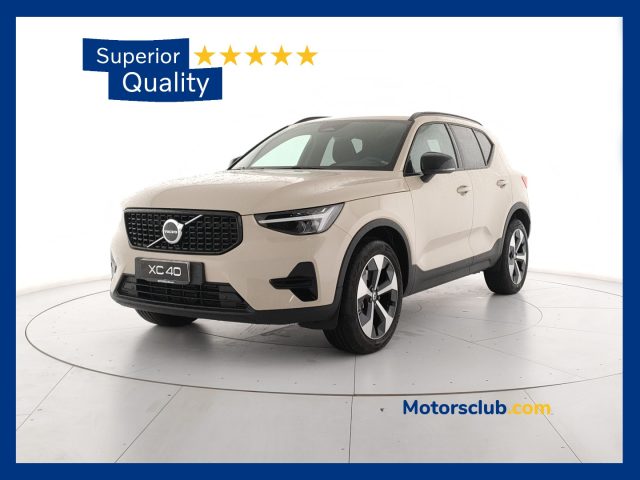 VOLVO XC40 B3 automatico Plus Dark - KM0 