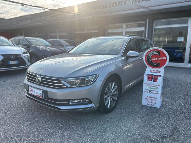 VOLKSWAGEN Passat Variant Argento metallizzato