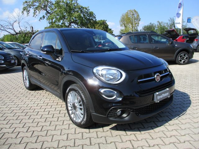 FIAT 500X Nero pastello