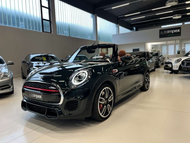 MINI John Cooper Works Verde metallizzato