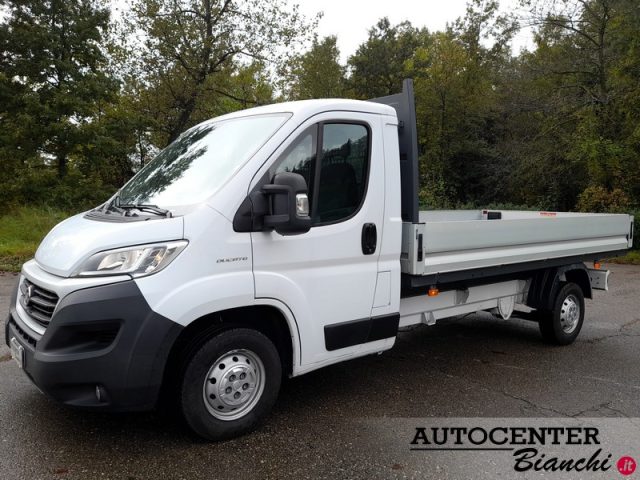 FIAT Ducato 33 2.3 MJT 130CV PLM Cabinato 