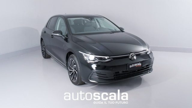 VOLKSWAGEN Golf 1.0 eTSI EVO DSG Life 