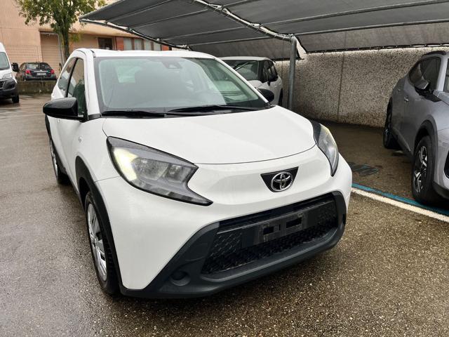 TOYOTA Aygo X 1.0 VVT-i 72 CV 5 porte ActiveXNeo Patenatati 