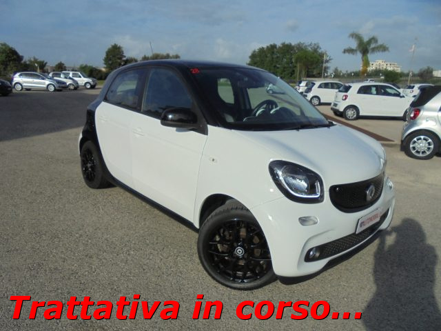 SMART ForFour Bianco pastello