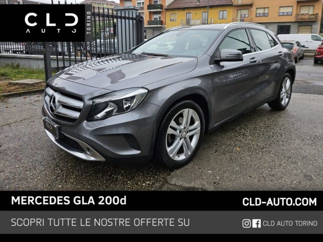 MERCEDES-BENZ GLA 200 Grigio scuro metallizzato