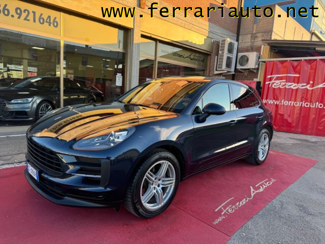 PORSCHE Macan 2.0 