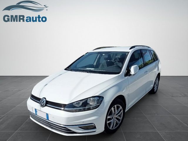 VOLKSWAGEN Golf Variant Bianco pastello