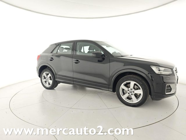 AUDI Q2 Nero metallizzato