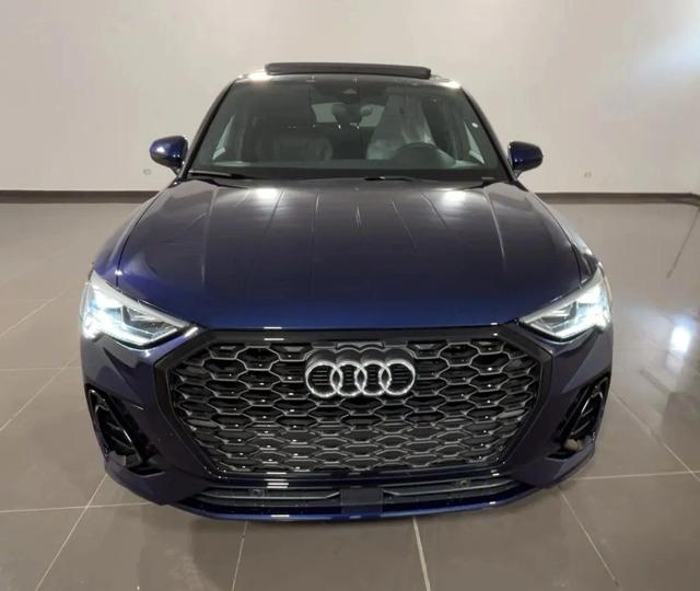 AUDI Q3 Blu metallizzato