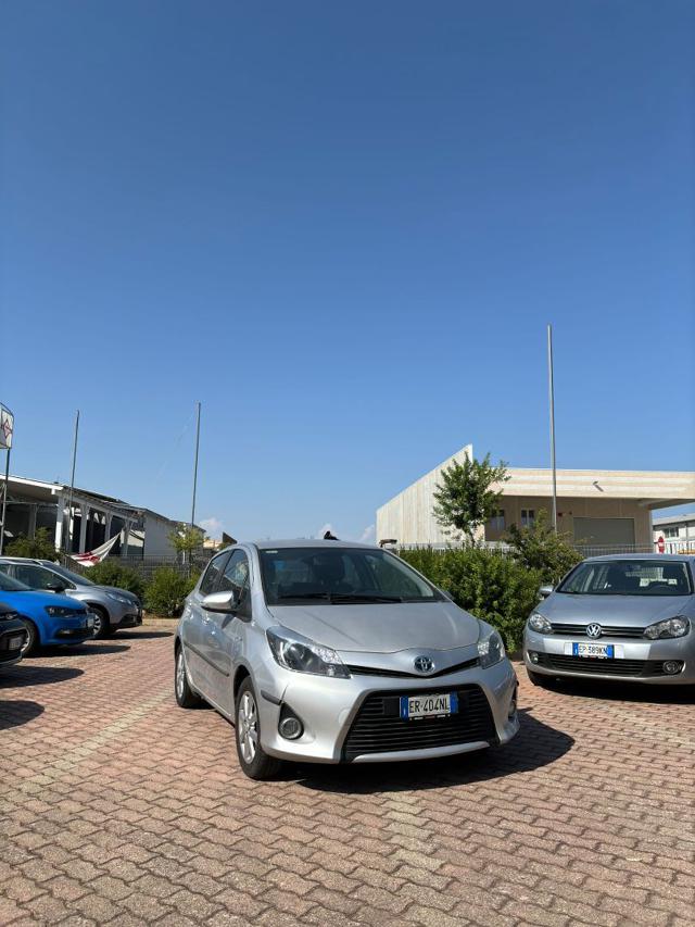 TOYOTA Yaris 1.5 Hybrid 5 porte Lounge 