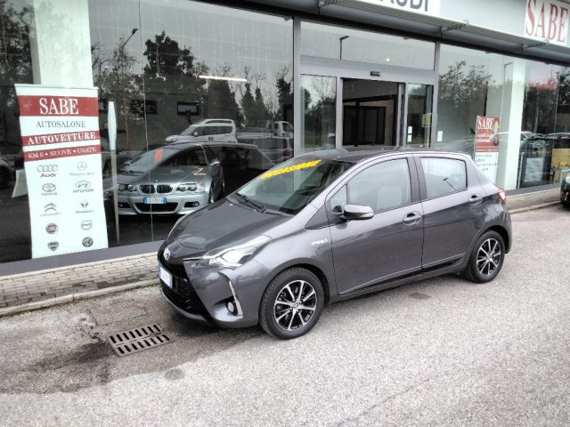 TOYOTA Yaris 1.5 Hybrid 5 porte Business 