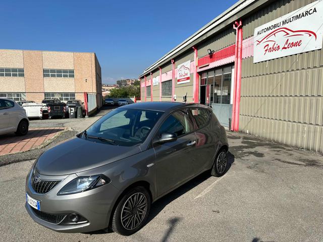 LANCIA Ypsilon 1.2 69 CV 5 porte GPL Ecochic Silver 