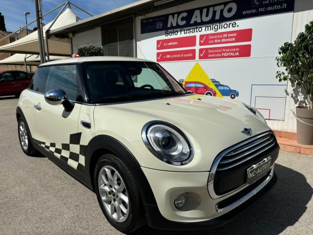 MINI Cooper D Beige pastello