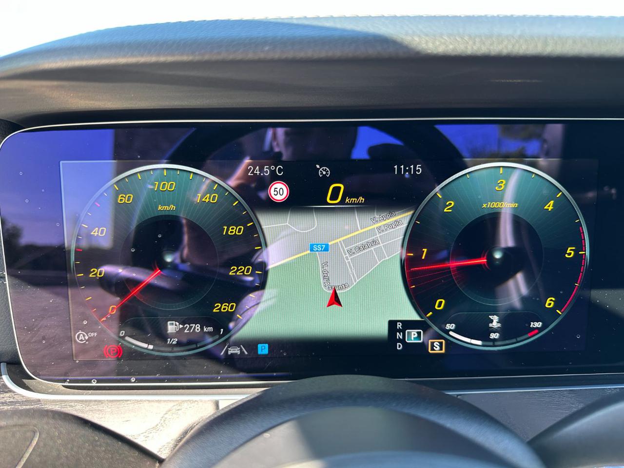 MERCEDES-BENZ E 220 d Auto Cabrio Premium Plus (Pelle/Navi/Retro/LED) - 35