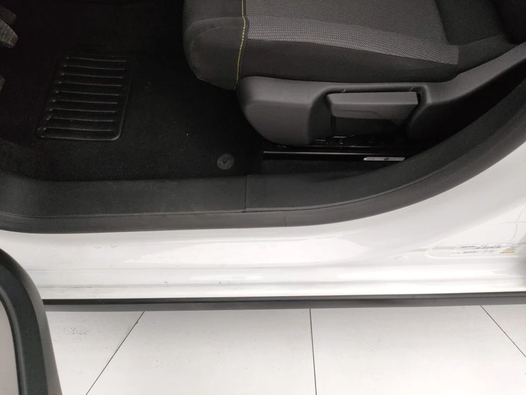 CITROEN C3 1.2 puretech Shine s&s 83cv - Grid Foto 26