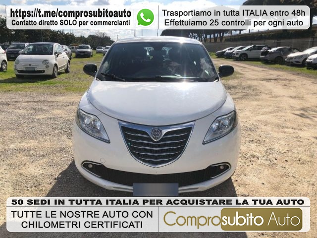 LANCIA Ypsilon Blanc Pastel