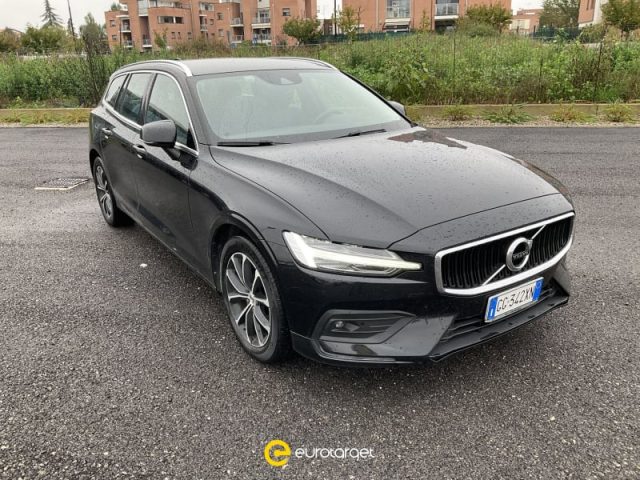 VOLVO V60 B4 (d) Geartronic Momentum Business Pro 