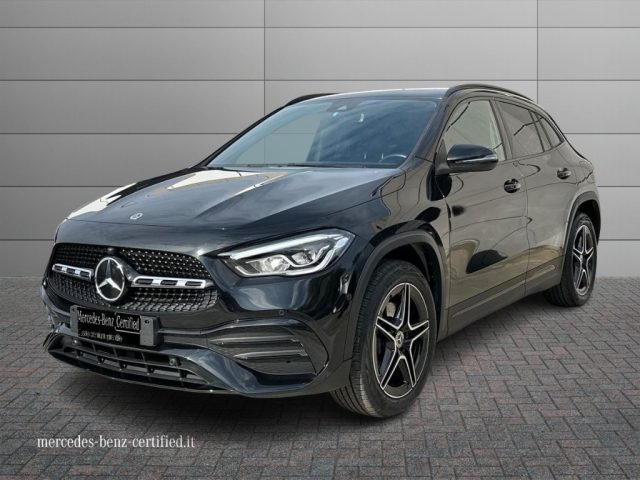 MERCEDES-BENZ GLA 250 e Plug-in hybrid Automatic Premium 