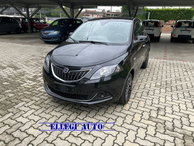 LANCIA Ypsilon Nero metallizzato