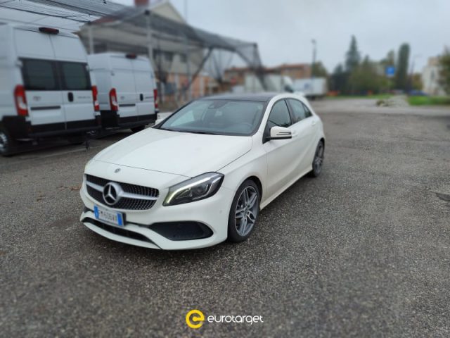 MERCEDES-BENZ A 180 d Premium 