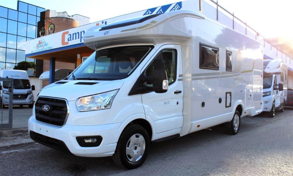 Camper semintegrale, CI International