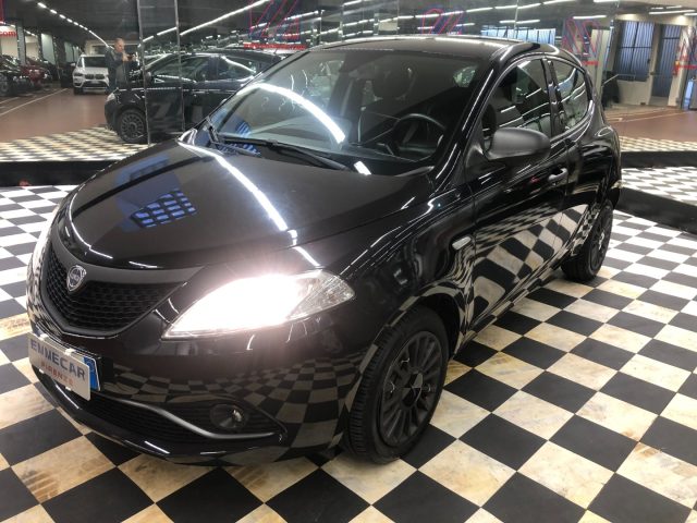 LANCIA Ypsilon 1.2 69 CV 5 porte Unyca 