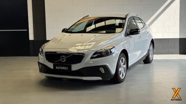 VOLVO V40 Cross Country D2 Business 