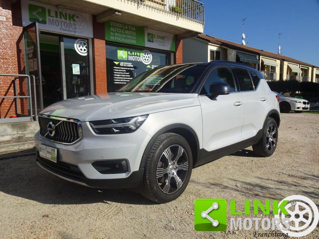 VOLVO XC40 D4 AWD Geartronic Inscription 