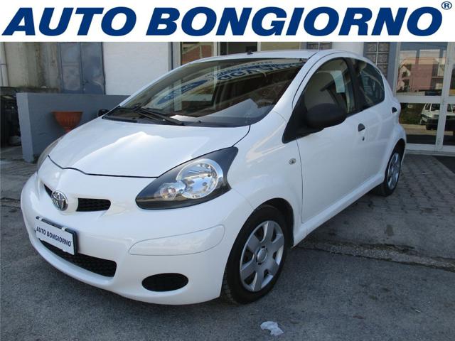 TOYOTA Aygo 1.0  5 porte Sol Connect Usato