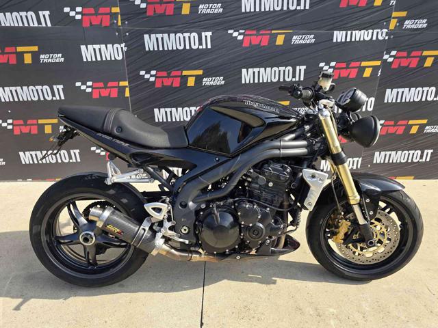 TRIUMPH Speed Triple 1050 Black metallized