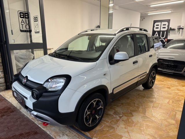 FIAT Panda 1.0 FireFly S&S Hybrid City Cross 