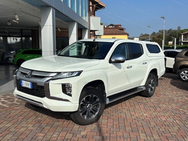 MITSUBISHI L200 Bianco pastello