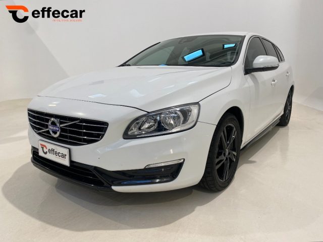 VOLVO V60 D4 Geartronic Momentum 