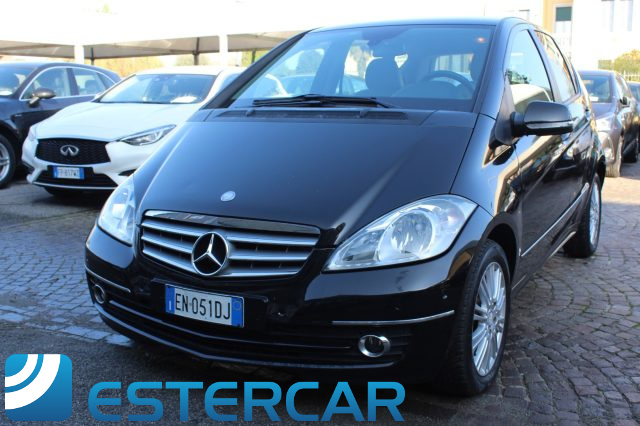 MERCEDES-BENZ A 180 CDI Elegance 