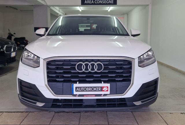 AUDI Q2 Bianco pastello