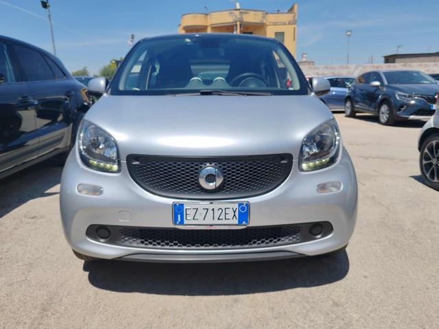 SMART ForFour Argento metallizzato