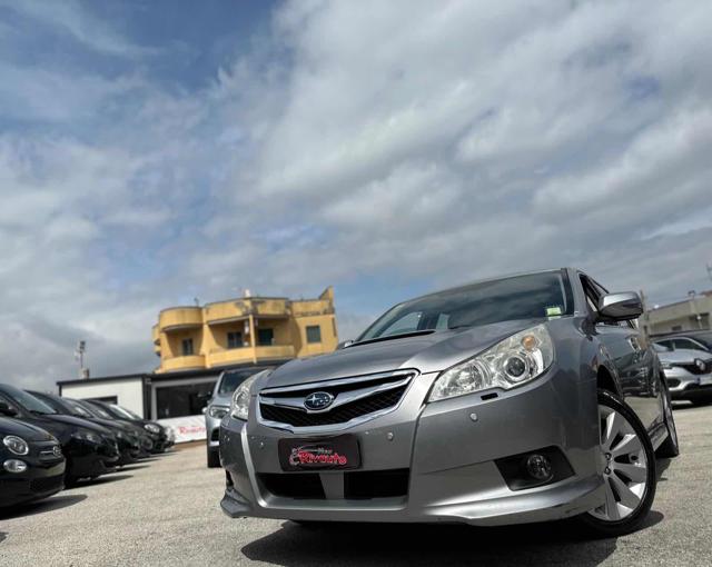 SUBARU Legacy Grigio metallizzato