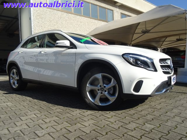 MERCEDES-BENZ GLA 180 1.6 122 CV AUTO PREMIUM 