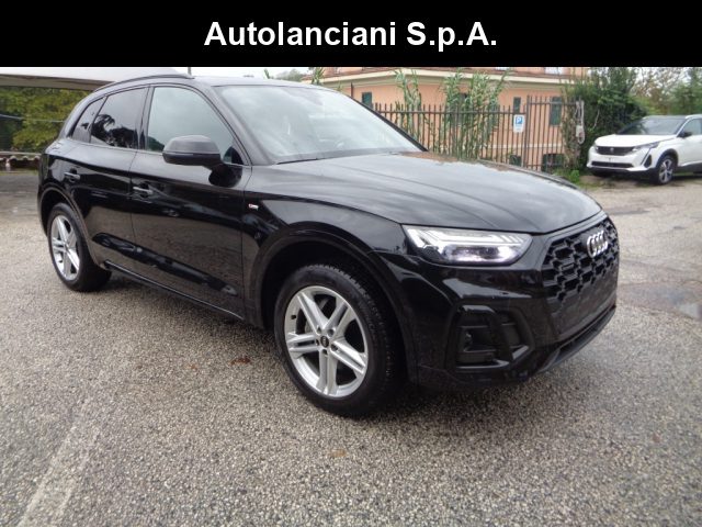 AUDI Q5 40 TDI S-LINE S-TRONIC 204CV MATRIX TETTO19 ITA 