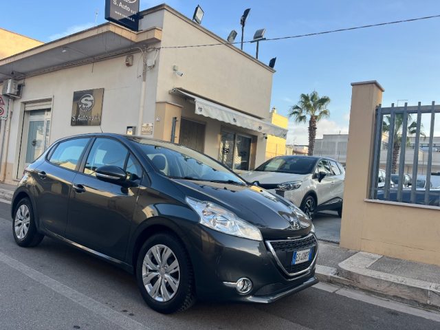 PEUGEOT 208 1.4HDi 68CV Allure 