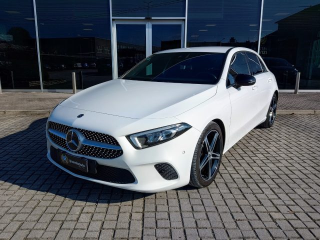 MERCEDES-BENZ A 180 d Automatic Sport 