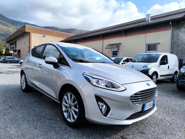 FORD Fiesta 1.5 Titanium FULL OPTIONAL ADATTA A NEOPATENTATO 