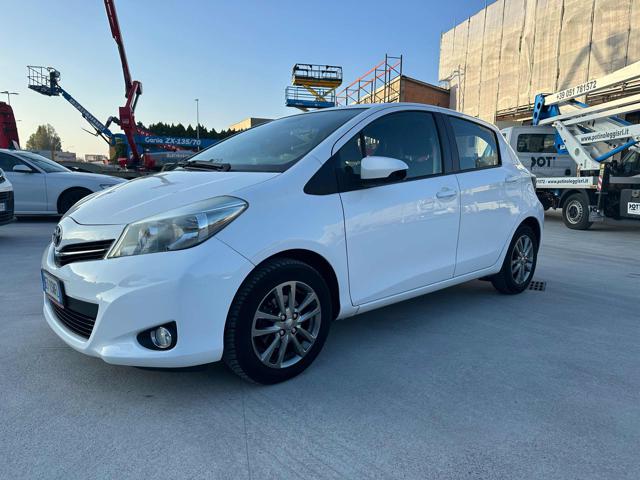 TOYOTA Yaris 1.0 5 porte Lounge OK NEOPATENTATO 