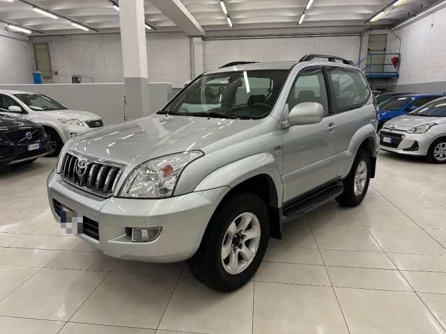 TOYOTA Land Cruiser 3.0 D-4D 16V cat 3 porte aut. Executive 