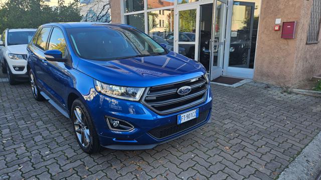 FORD Edge Blu metallizzato