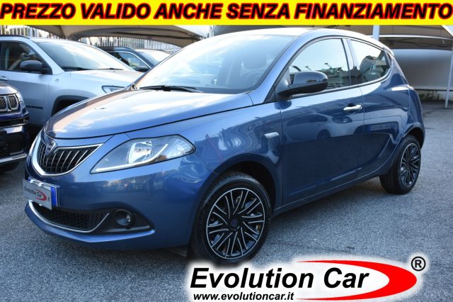 LANCIA Ypsilon 1.0 FireFly 5 p. S&S Hybrid Gold **5 POSTI** 