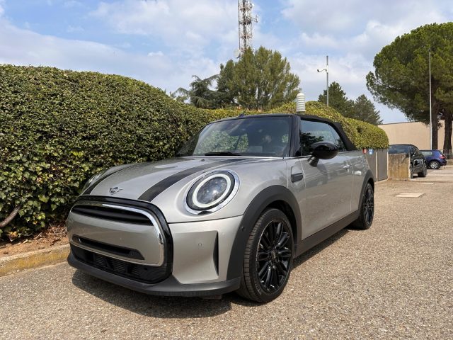 MINI Cabrio 1.5 Cooper Classic AUT - NAVI - LED - H/K - 17 