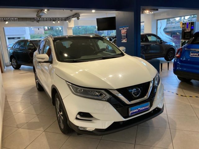 NISSAN Qashqai 1.6 dCi 4WD N-Connecta 