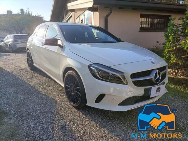 MERCEDES-BENZ A 200 Sport 